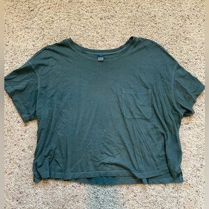 Old Navy Cropped Pocket Tee | Size XL | Color: Dark Green
